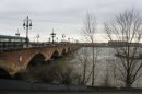 Bordeaux : Pont de Pierre et la Garonne